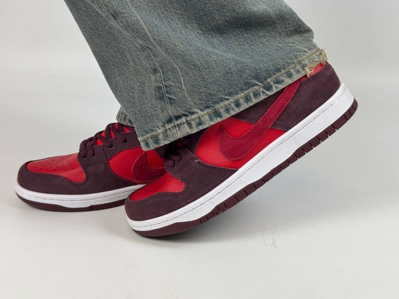 Кросівки Nike Sb Dunk Low Cherry 0223 0223 фото