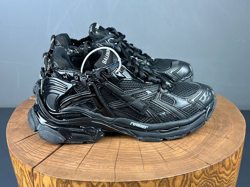 Кросівки Balenciaga Runner Black 0732 0732 фото