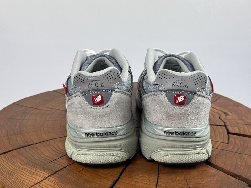 Кросівки New Balance 990 Grey 0051 0051 фото