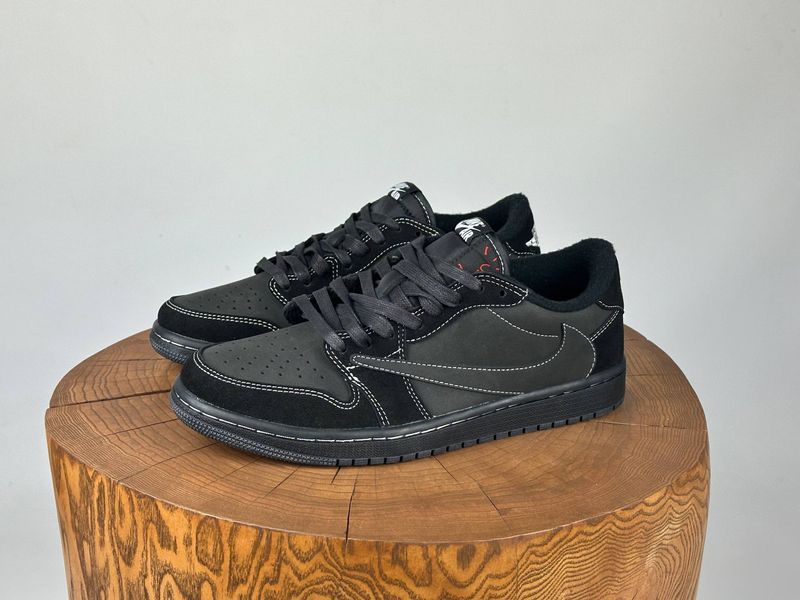 Кросівки Nike Air Jordan 1 Low Phantom Black 0315 0315 фото