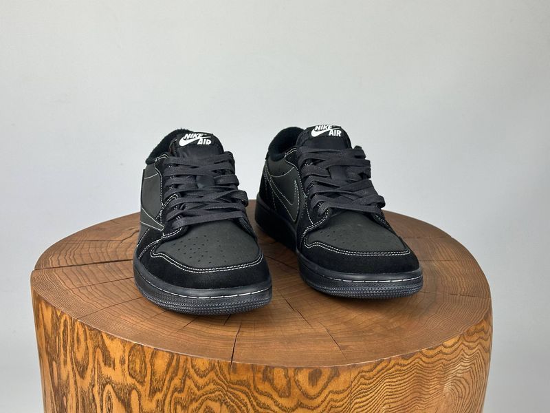 Кросівки Nike Air Jordan 1 Low Phantom Black 0315 0315 фото