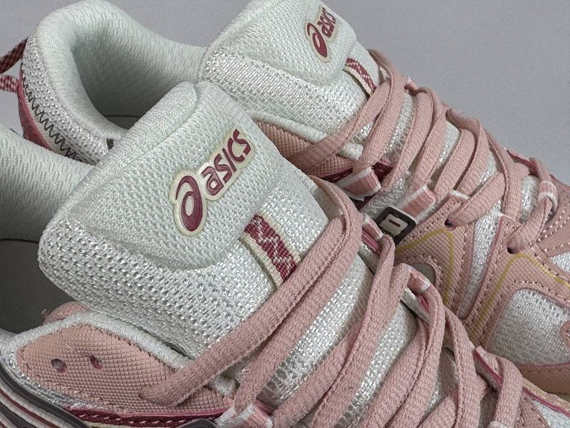 Кросівки Asics Gel-Kahana 8 рожеві 0672 0672 фото