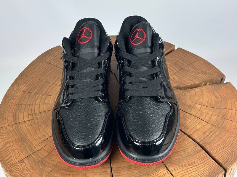 Кросівки Nike Air Jordan Black Red 0956 0956 фото