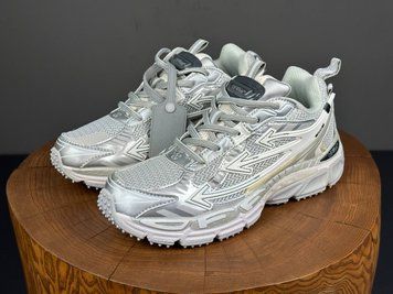 Кросівки Off-White Be right back Silver 1871 1871 фото