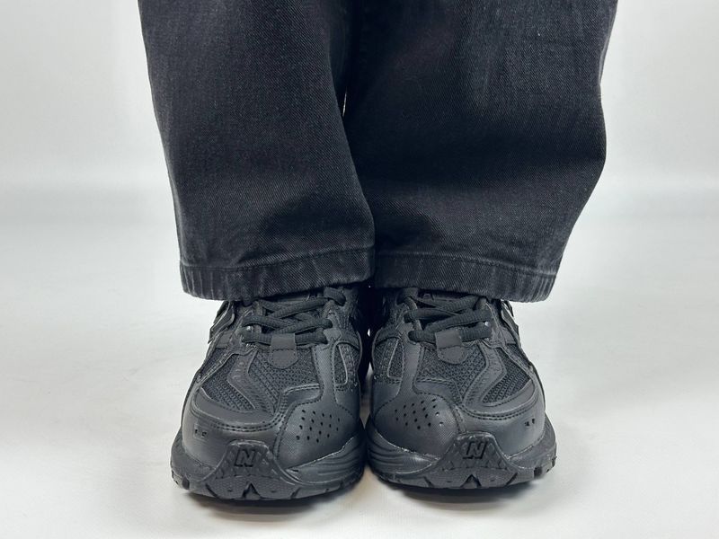 Кросівки New Balance 1906 U Black 1067 1067 фото