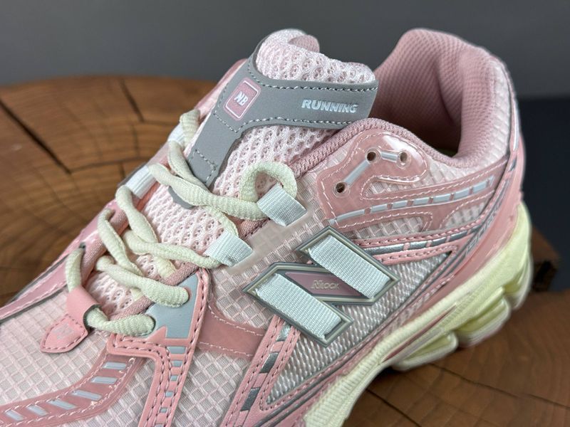 Кросівки New Balance 1906 U Pink 1476 1476 фото