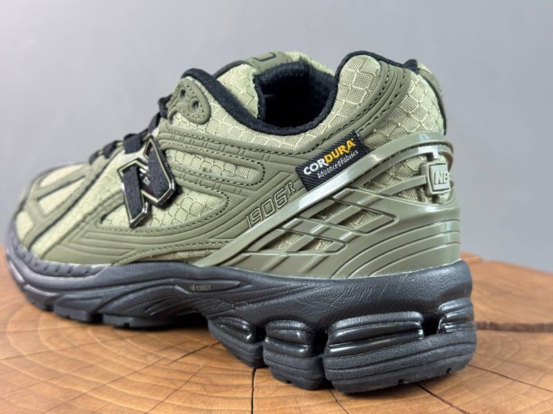 Кросівки New Balance 1906 R Cordura Khaki 1475 1475 фото