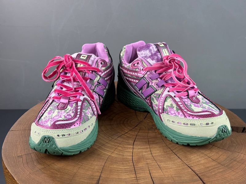 Кросівки New Balance 1906 R x Jack Harlow Rose Runner 1433 1433 фото